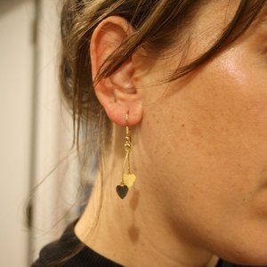 Vtg Gold mini heart stick dangle earrings sweet